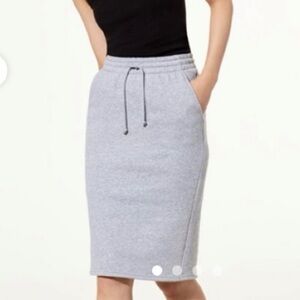 Aritzia TNA Cariboo sweat skirt
